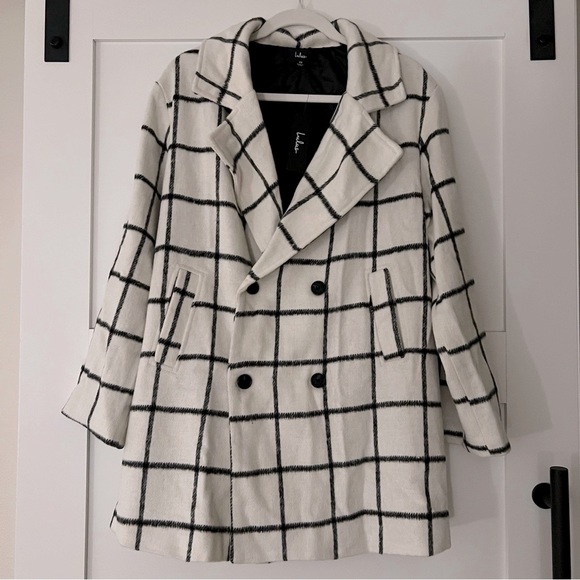 Lulus Jackets & Blazers - Lulu’s Snowy Streets Coat